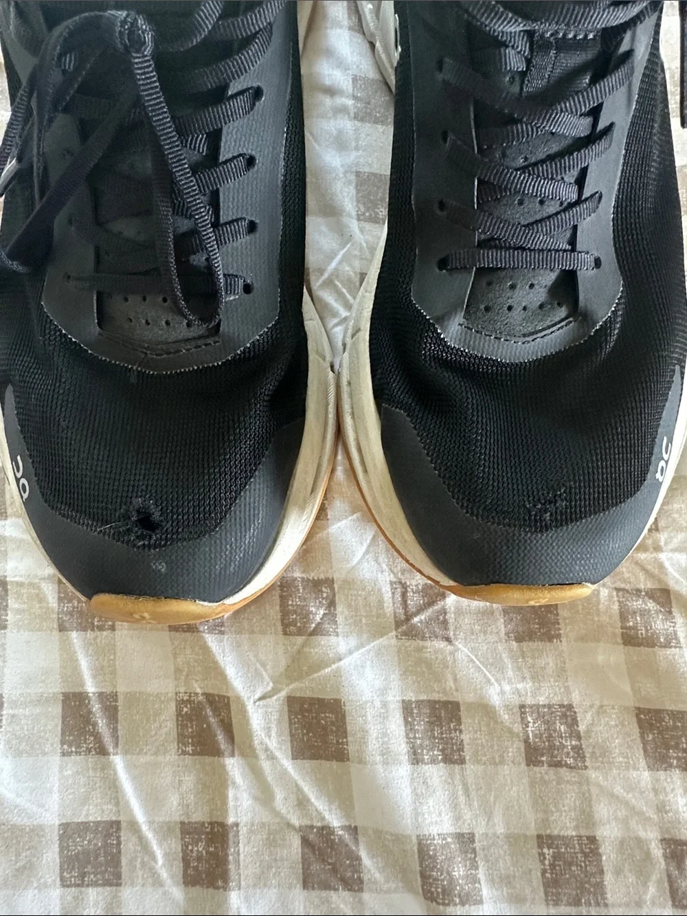 On Running Black Mesh Sneakers with White Midsole and Gum Outsole